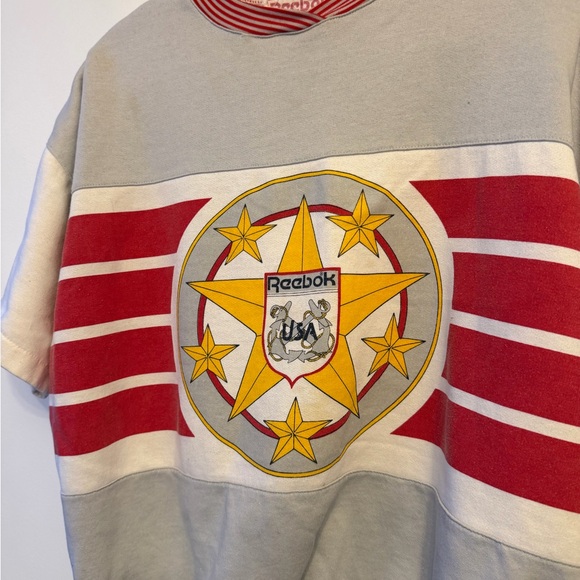 Vintage Reebok Star Tee - Picture 2 of 8